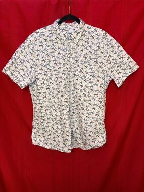 Sonoma Men’s XL Collared Button Up Short Sleeve Shirt - White w/ Lizard Pattern